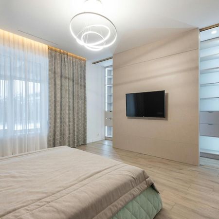 Plazzo Prime Plaza At Delhi Airport Bed & Breakfast New Delhi Ngoại thất bức ảnh