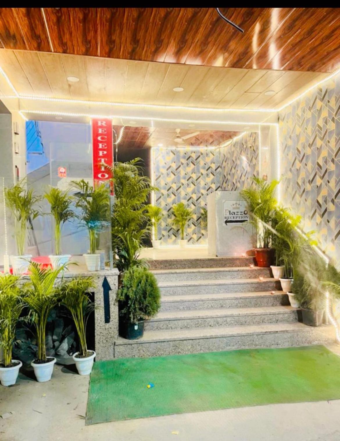 Plazzo Prime Plaza At Delhi Airport Bed & Breakfast New Delhi Ngoại thất bức ảnh