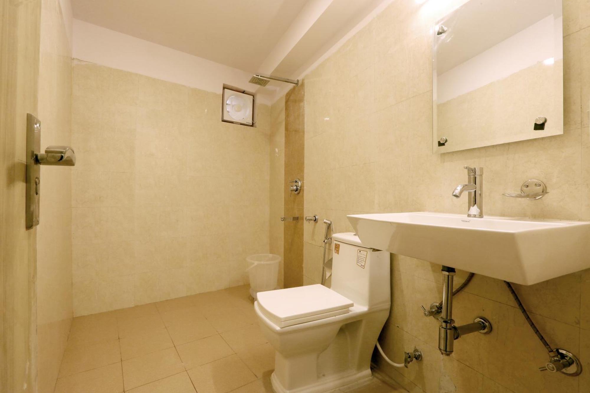 Plazzo Prime Plaza At Delhi Airport Bed & Breakfast New Delhi Ngoại thất bức ảnh