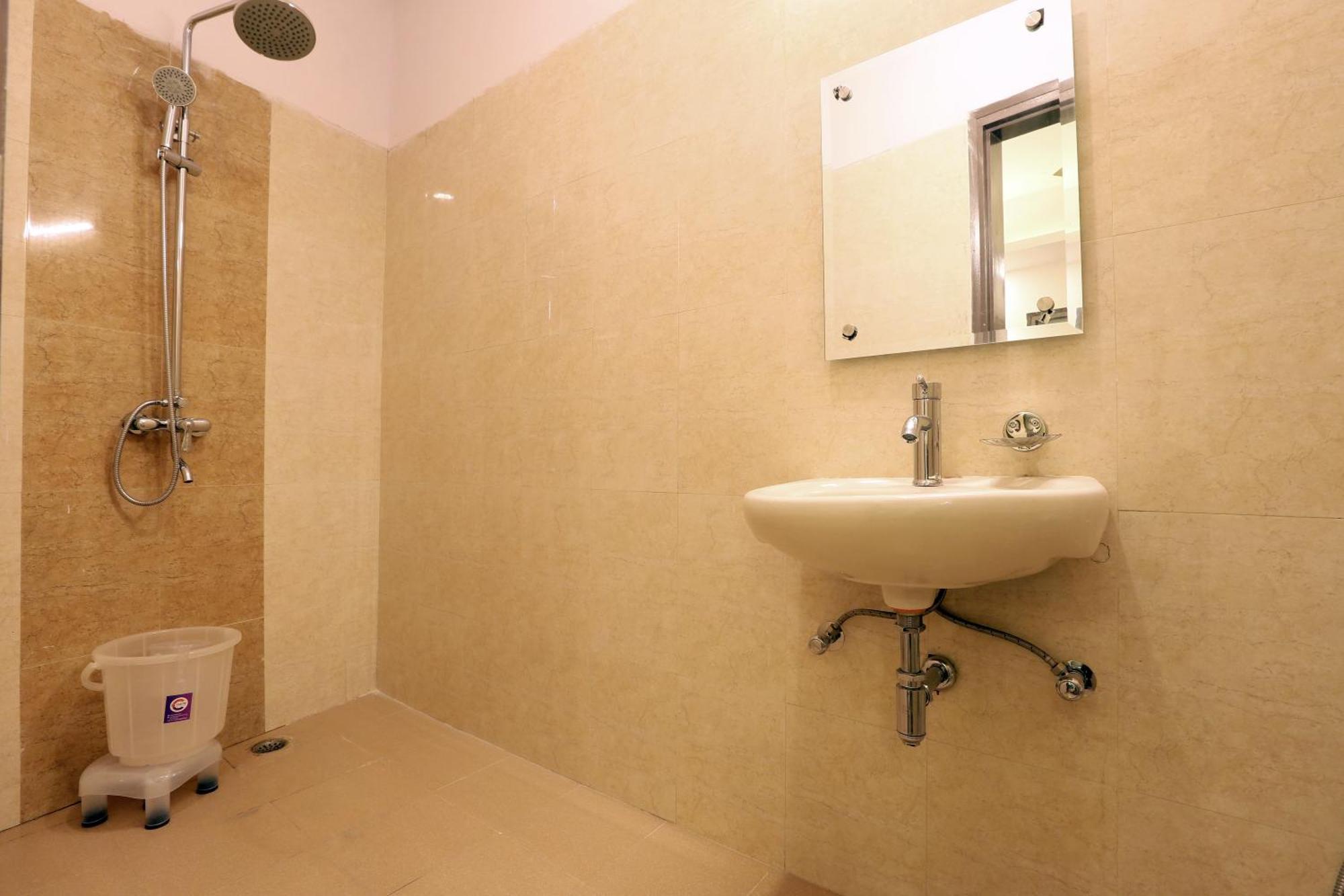 Plazzo Prime Plaza At Delhi Airport Bed & Breakfast New Delhi Ngoại thất bức ảnh