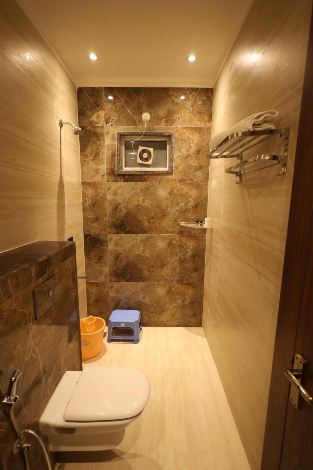Plazzo Prime Plaza At Delhi Airport Bed & Breakfast New Delhi Ngoại thất bức ảnh
